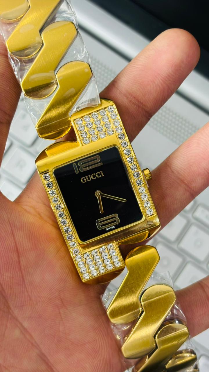 Gu-c-c! Chemin Des Tourelles Black Dial Watch For Men's