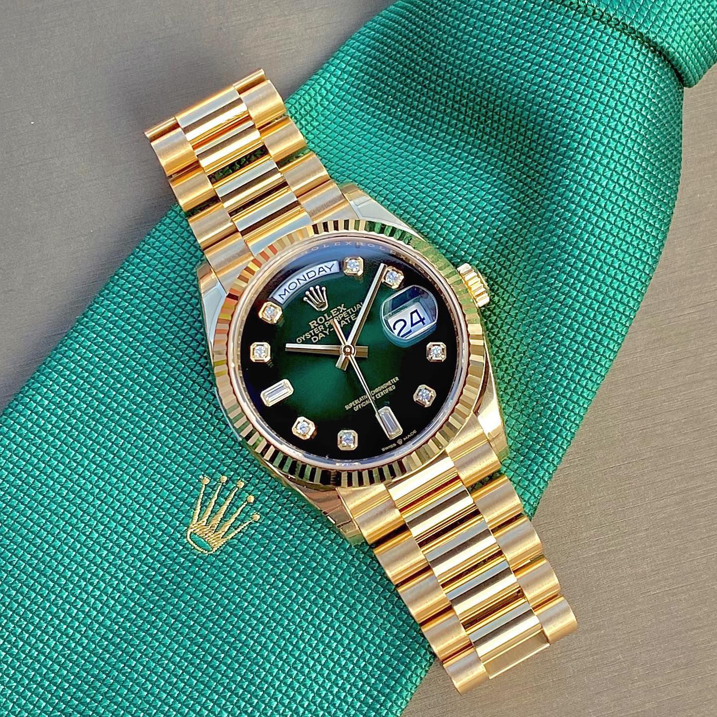 Ro lex Day-Date  Automatic Green Dial Men's Watch
