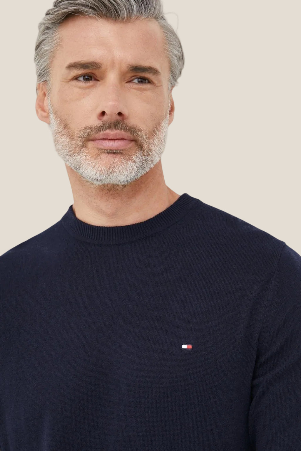 Maglione Girocollo In Misto Cashmere Con Logo Bandierina Ricamato