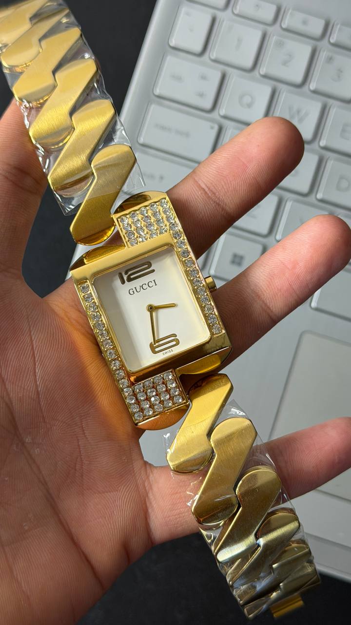 Gu-c-c! Chemin Des Tourelles White Dial Watch For Men's
